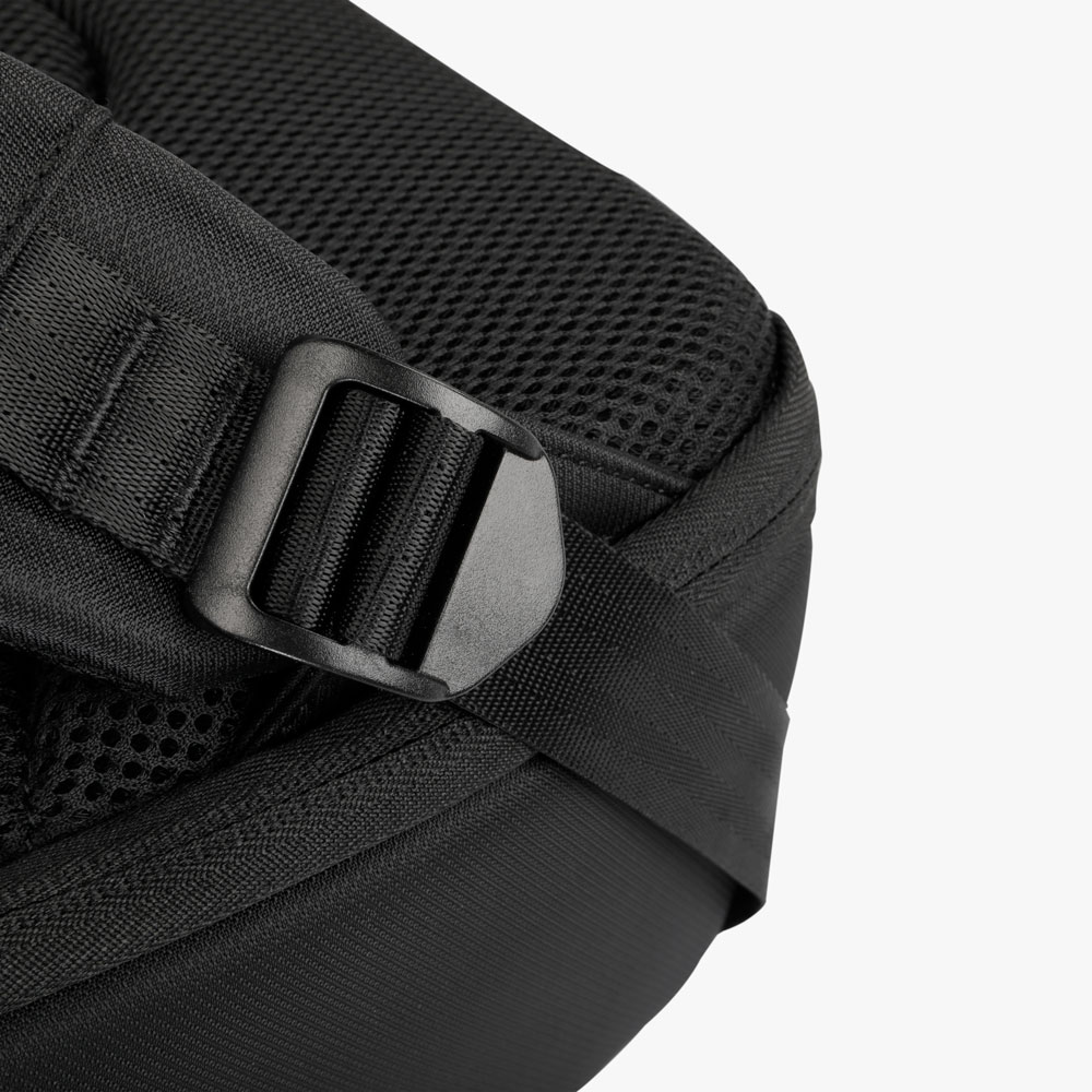 Mochila premium para notebook em poliéster 15,6" - 4