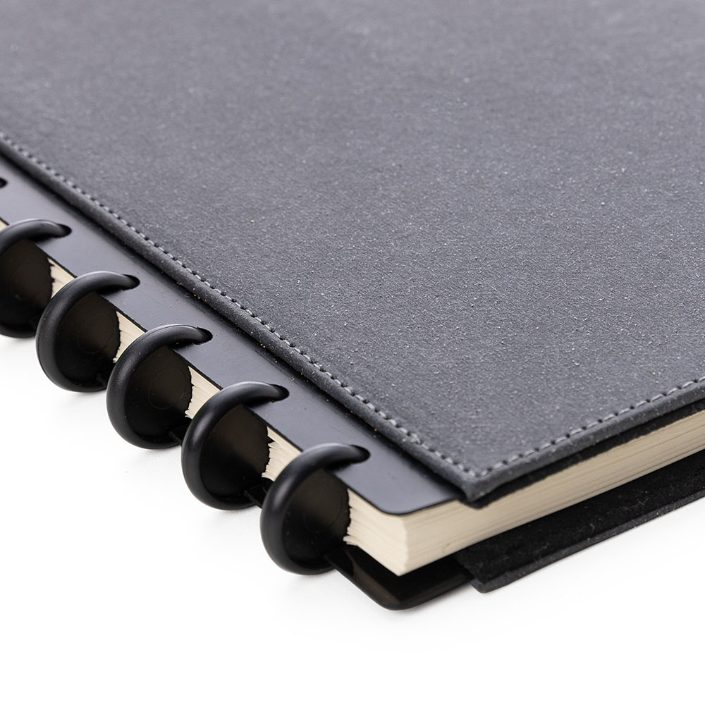Caderno com pauta 22x18 - 2